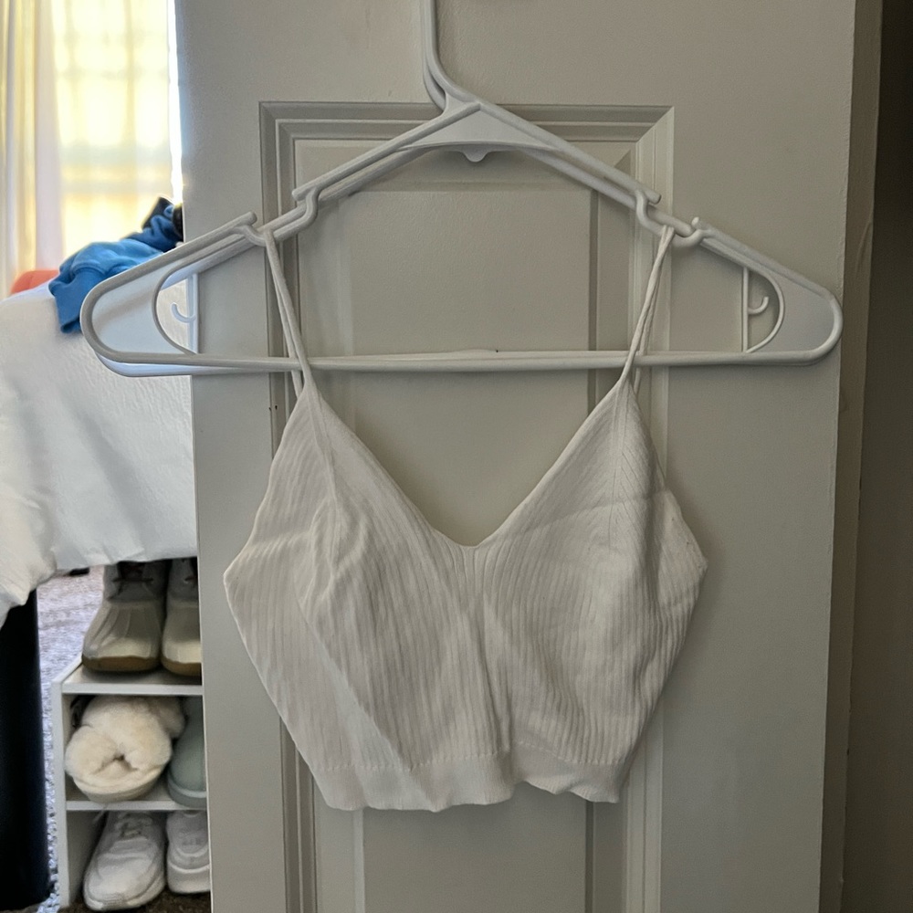 cropped tank top